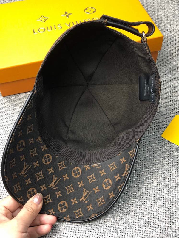 ブランド帽子内部構造